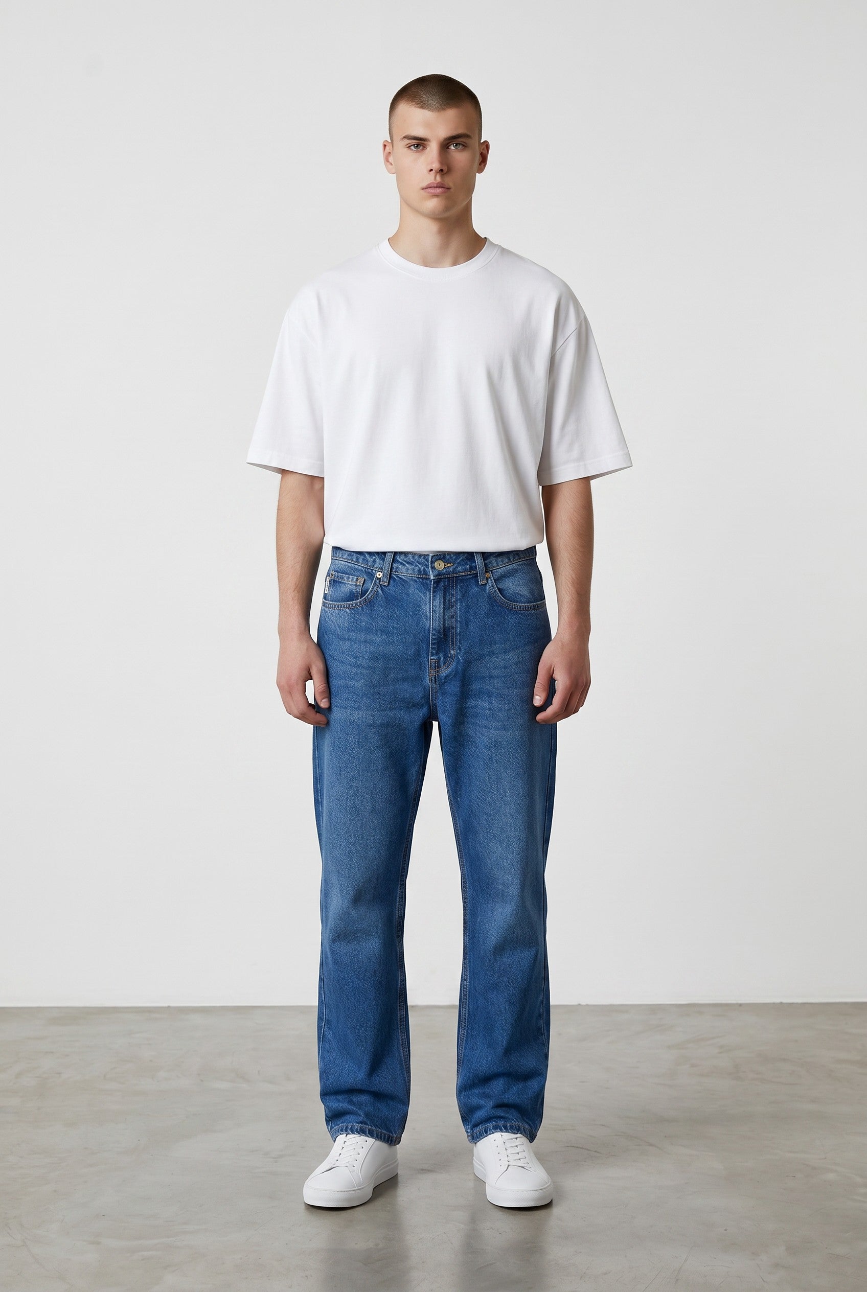 Denim Jeans in Dark Blue